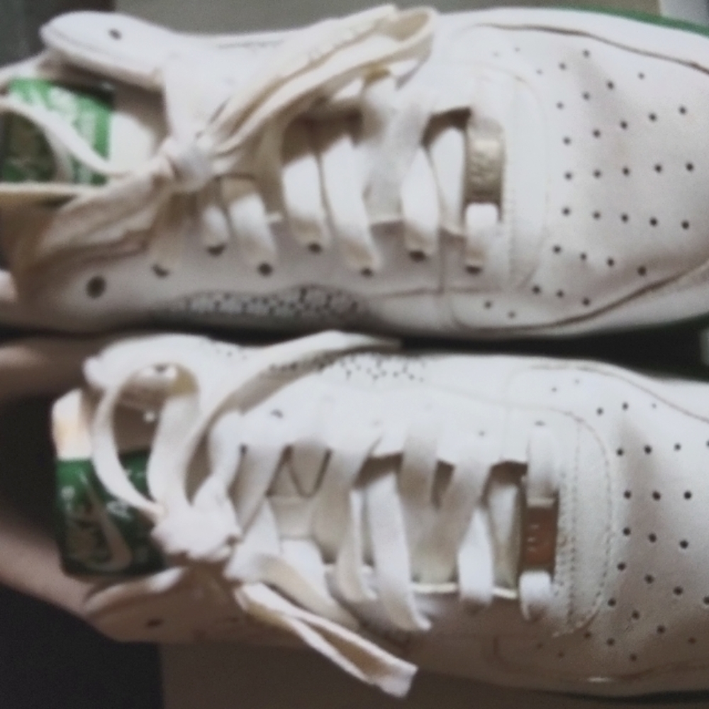Nike Air Force Ones 10.5 White & Green